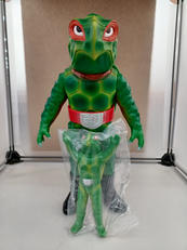 カメバズーカ(新色)＋ミニソフビ|MEDI COM TOY