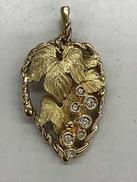 K18刻印ペンダントトップ(葡萄モチーフ)|不明