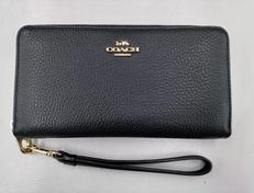 ラウンドファスナー長財布|COACH