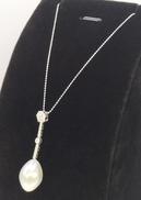 真珠　白蝶ネックレス|K18WG ダイヤ