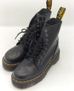 8ホールブーツ|DRMARTENS