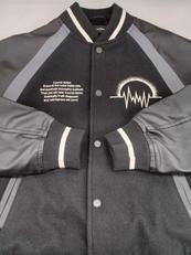 スタジャン|GU×UNDERCOVER