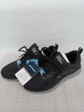 TRACK-BROADER|SKECHERS