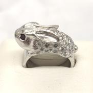 PT900ラビットリング|宝石付きリング