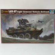 1/35 USMC LAV-AT|TRUMPETER