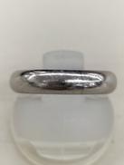 リング|比重値が低いためPT900扱い