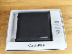 2つ折り財布|CALVIN KLEIN