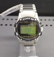 クォーツデジタル腕時計|TIMEX