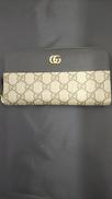 ラウンドジップ財布|GUCCI