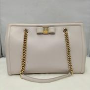 ヴァラ　ショルダーバッグ|salvatore ferragamo