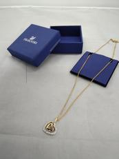 ペンダントネックレス|SWAROVSKI