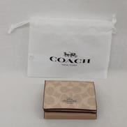 三つ折り財布|COACH
