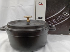 18CM 両手鍋 黒|STAUB