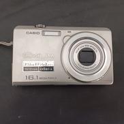 デジタルカメラ|CASIO