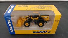 株主優待オリジナルミニカー|KOMATSU