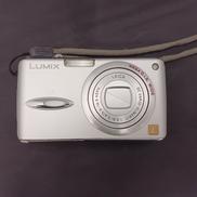 デジタルカメラ|PANASONIC