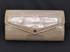 ポルトフォイユ・サラ|LOUIS VUIITON