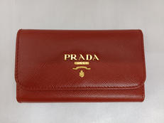 サフィアーノレザーキーケース|PRADA