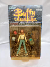 WILLOW ウィロー・ローゼンバーグ|MOOREACTION ムーアアクション