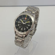 クォーツ・アナログ腕時計|VICTORINOX