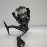 スピニングリール|SHIMANO