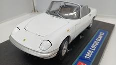 1:18ダイカストミニカー|SUNSTAR