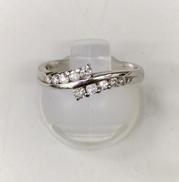 Pt900 ダイヤモンド付きプラチナリング|D0.30CT