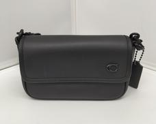 チャーターフラップクロスボディ|COACH