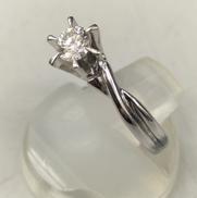 Pt900 一粒ダイヤモンド付きプラチナリング|D0.25CT