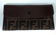 長財布|FENDI