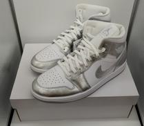 WOMENS AIR JORDAN 1 MID SE MET|NIKE