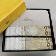 羽毛肌掛けふとん|FENDI