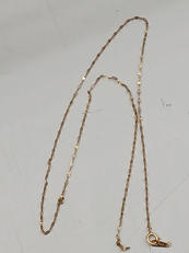 ネックレス|切れたネックレス