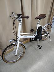 20インチ電動アシスト自転車　白|PANASONIC