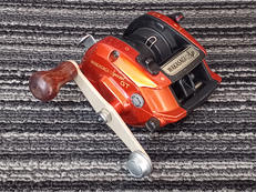 ベイトリール|SHIMANO