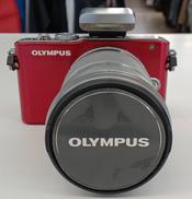 ミラーレス一眼|OLYMPUS