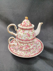 ティ-フォーワン|ROYAL ARDEN