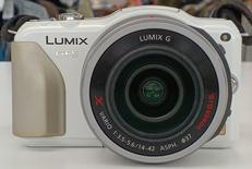 ミラーレス一眼カメラ|PANASONIC