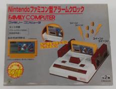 NINTENDO ファミコン型アラームクロック|BANPRESTO