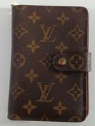 ポルトパピエ・ジップ|LOUIS VUITTON