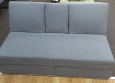 引出・テーブル付きソファ|IRIS OHYAMA