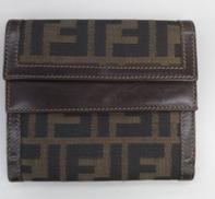 二つ折り財布|FENDI
