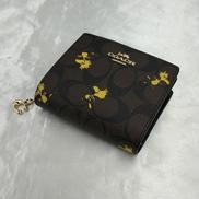 二つ折り財布|COACH