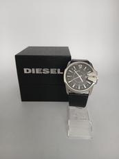 クォーツ・アナログ腕時計|DIESEL