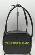 ショルダーバッグ|CALVIN KLEIN
