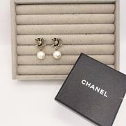 ココマーク ラインストーンピアス|CHANEL