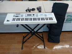 ローランドのシンセサイザースピーカーなしジャンク品 Roland ローランド / FANTOM-07 76鍵盤 多用途シンセサイザー