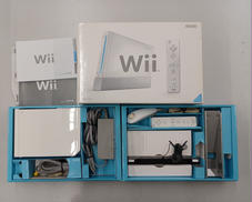 Wii セット！！    セール^o^ 任天堂 Wii （シロ） Wii本体 - 最安値・価格比較 - Yahoo