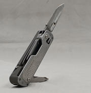 マルチツール/ナイフ|LEATHERMAN