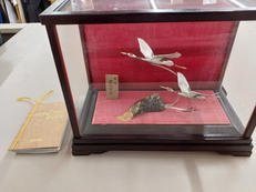 武比古作　銀製置物（鶴亀）|呉羽化学工業